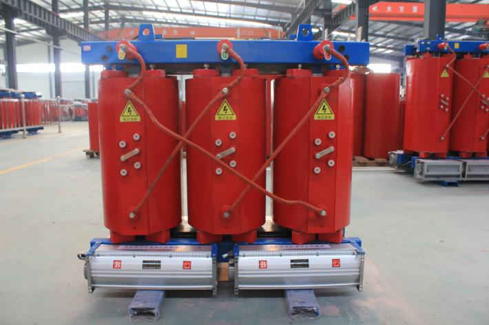 一般北京創(chuàng)聯(lián)匯通電氣全鋁的干式變壓器800kva價格是33900元，全銅的800kva干式變壓器價格是65000元。